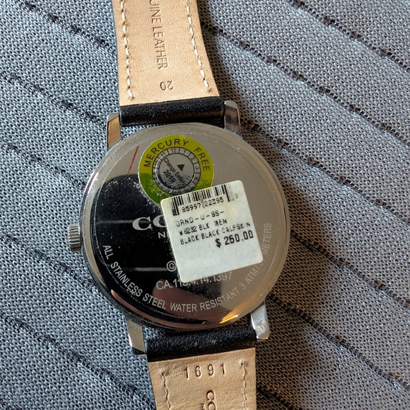 EUC 2016 Coach Mickey Mouse Black Leather Watch - Picture 7 of 9